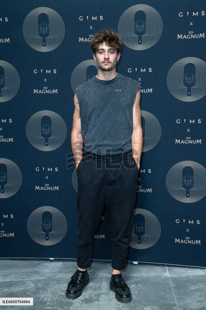 Gims X Magnum Photocall - Paris