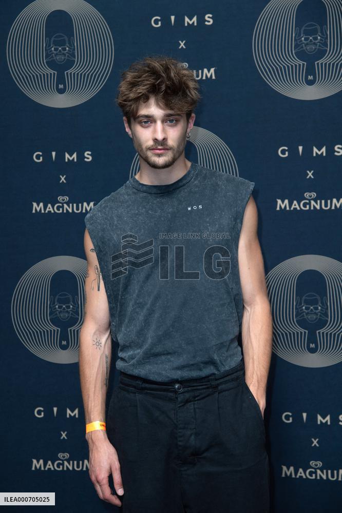 Gims X Magnum Photocall - Paris