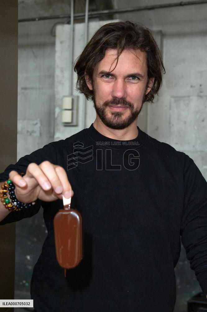 Gims X Magnum Event - Paris