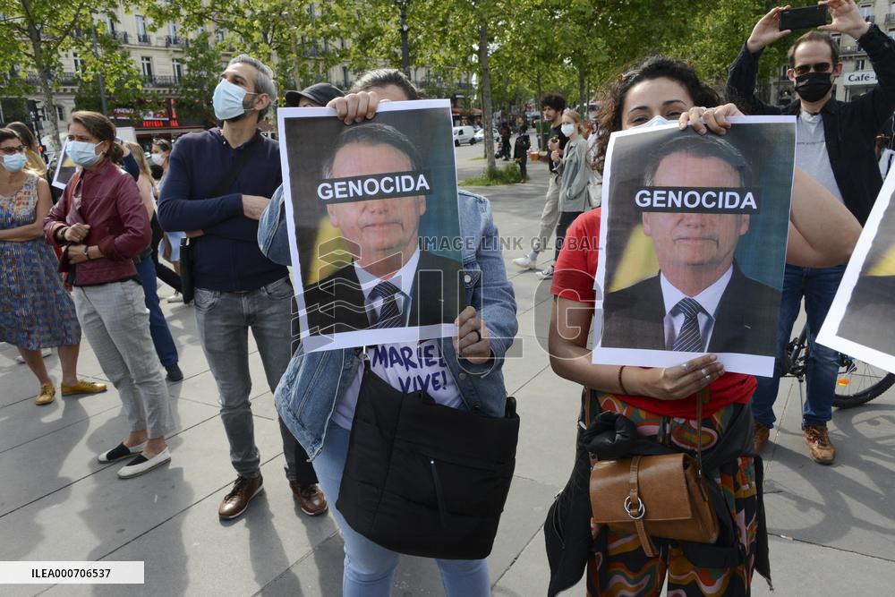 Anti Bolsonaro protest in Paris