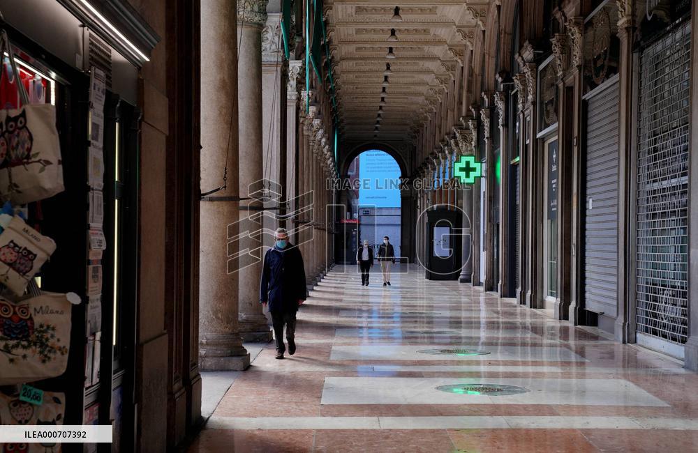 Milan Red Zone Lockdown - Italy