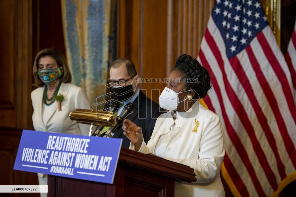 Violence Against Women Act Press Conf - Washington