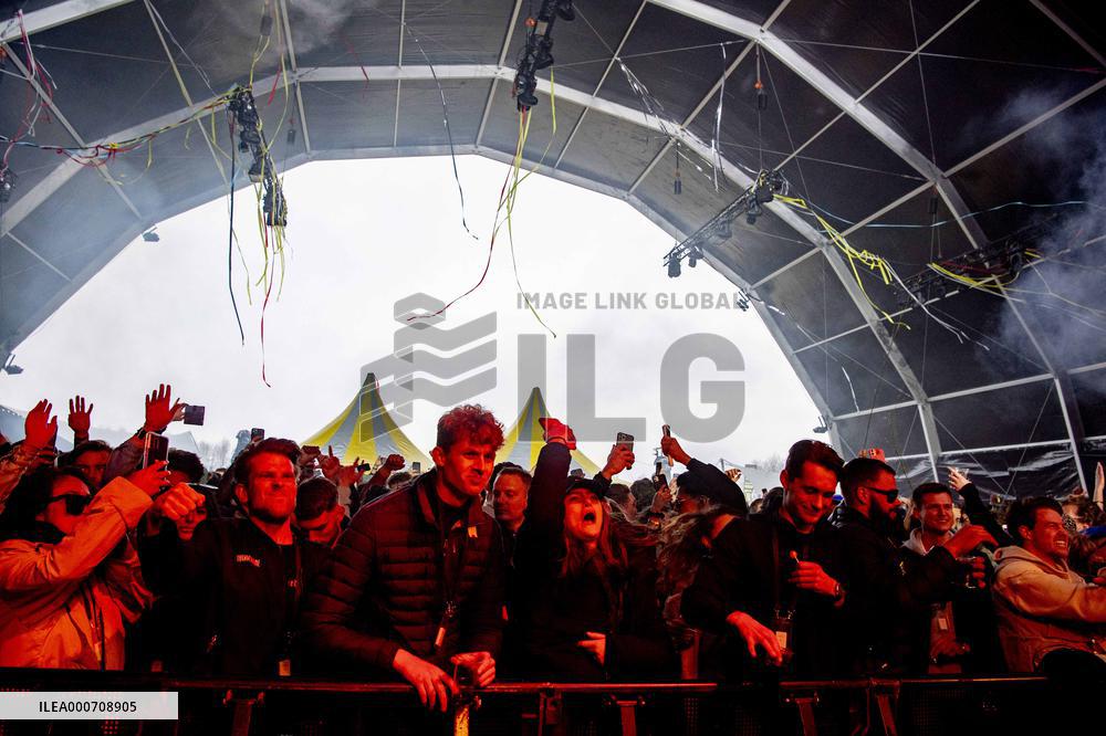 Fieldlab Dance Festival amid Covid-19 pandemic - Netherlands