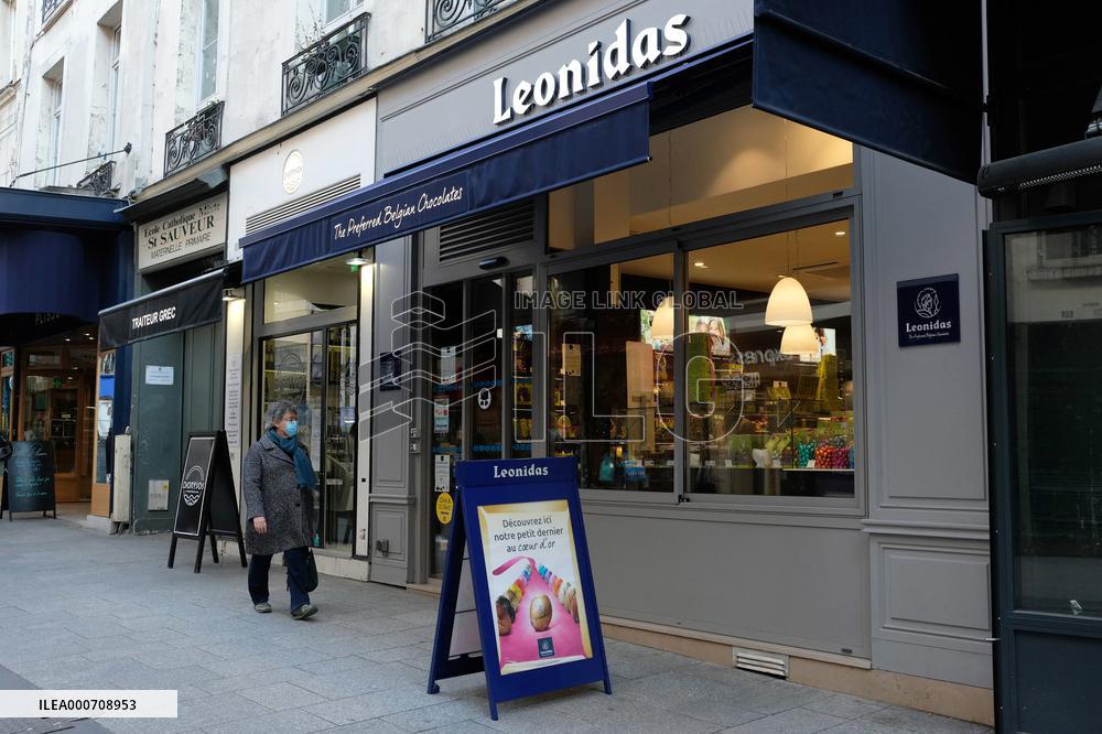 Open Shops during Paris 3rd Lockdown