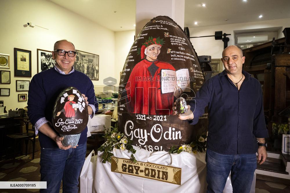 Largest chocolate Easter egg - Naples