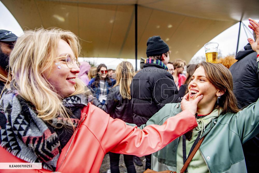 Fieldlab Dance Festival amid Covid-19 pandemic - Netherlands