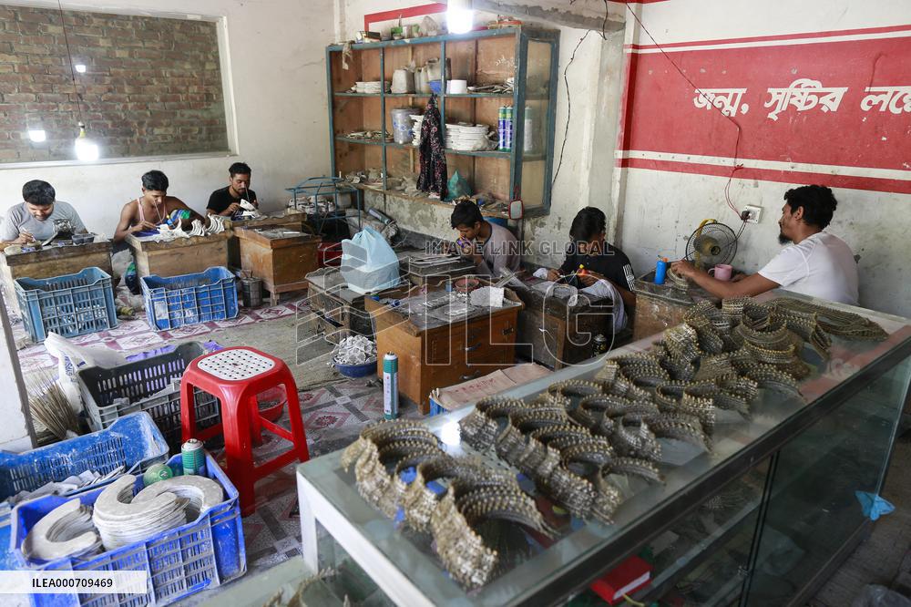 Gohona Gram: The Last Holdout Of Jewellery Artisans - Bangladesh