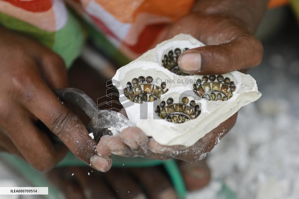Gohona Gram: The Last Holdout Of Jewellery Artisans - Bangladesh