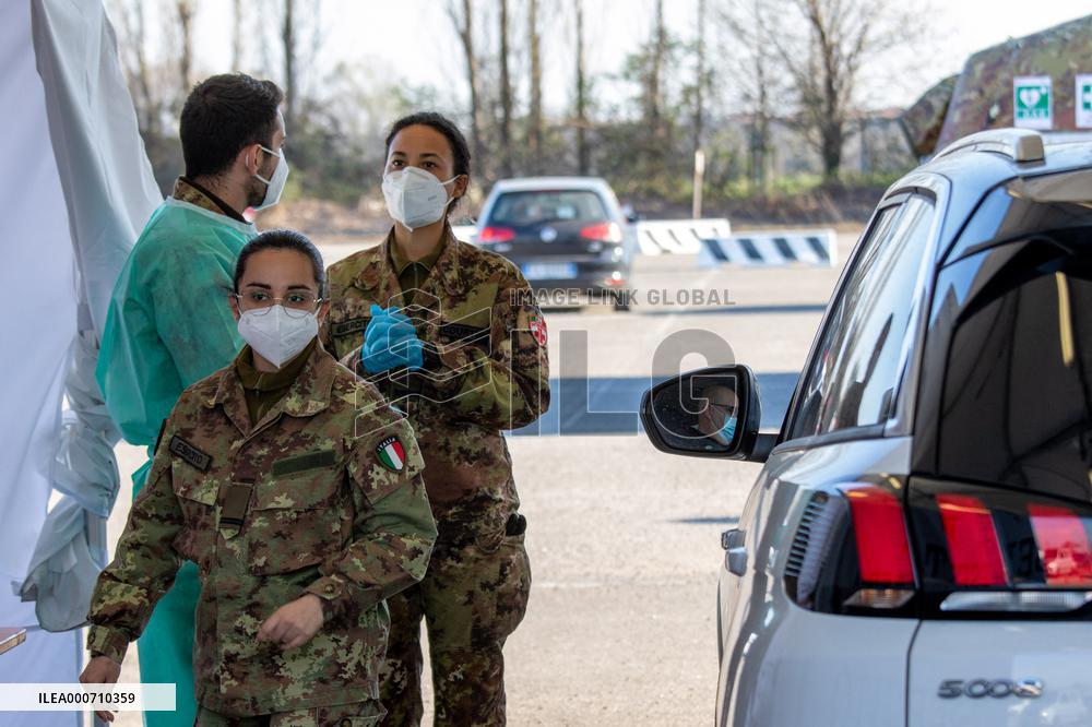 Covid-19 vaccines at the drive-thru point - Milan