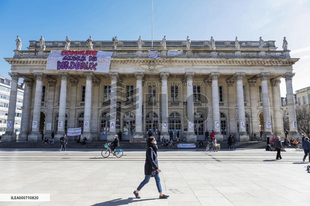 Evacuation of Grand Theatre - Bordeaux