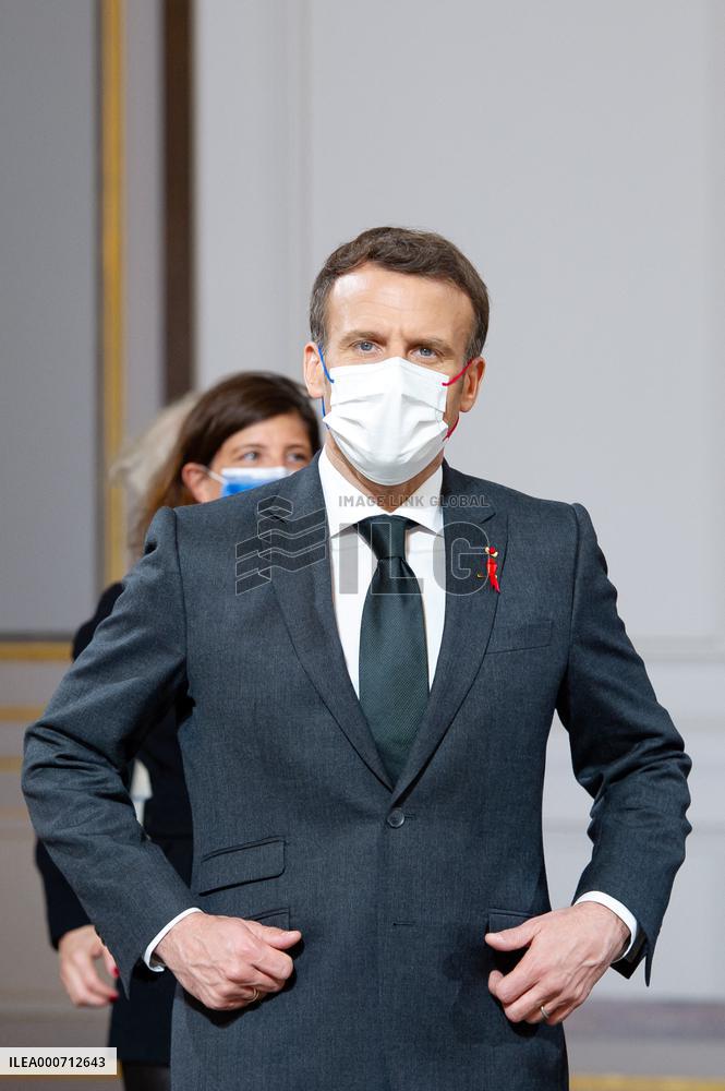 Emmanuel Macron receives the report on Rwanda and the Tutsi genocide - Paris