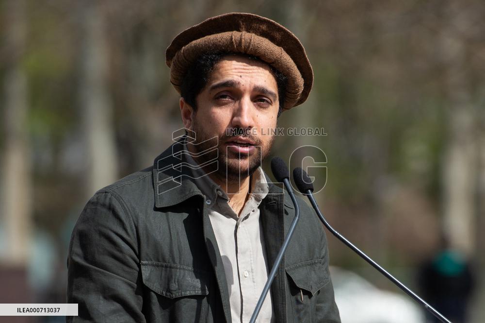 Commemorative plaque in honor of the Afghan commander Ahmad Shah Massoud - Paris