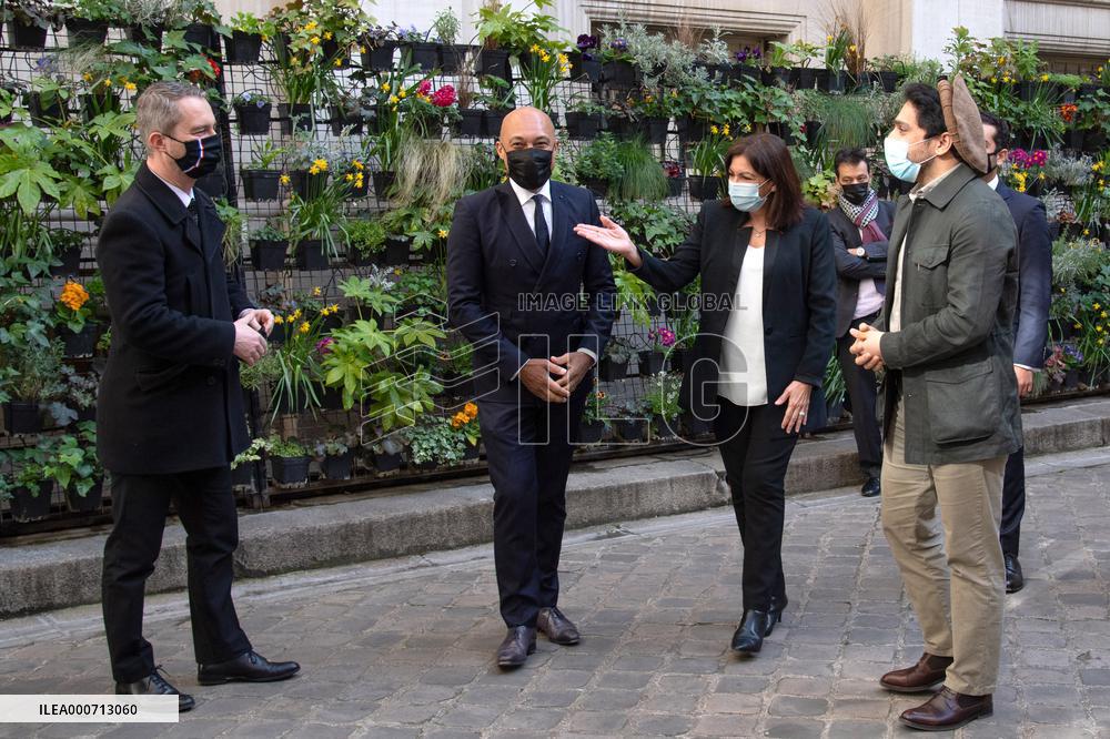 Mayor of Paris Anne Hidalgo received Ahmad Massoud  - Paris