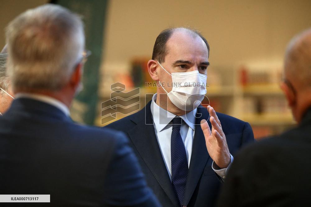 Jean Castex at the mediatheque in Ales