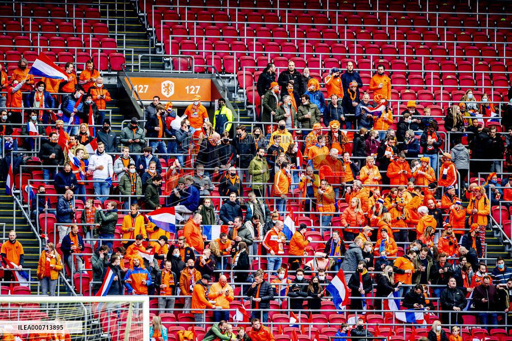 Fieldlab events study for World Cup qualifying match - Amsterdam