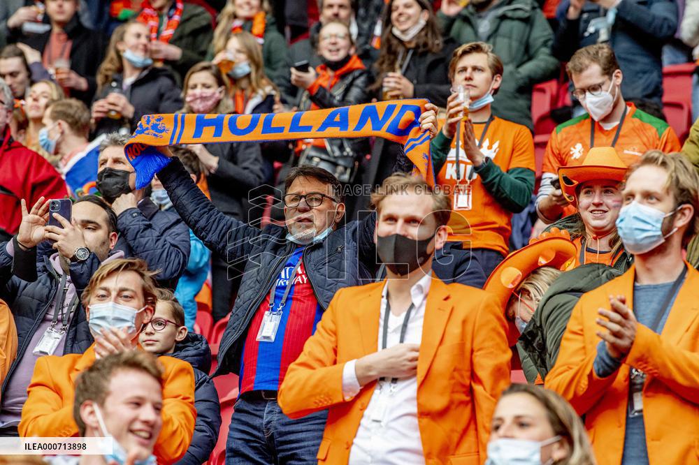 Fieldlab events study for World Cup qualifying match - Amsterdam