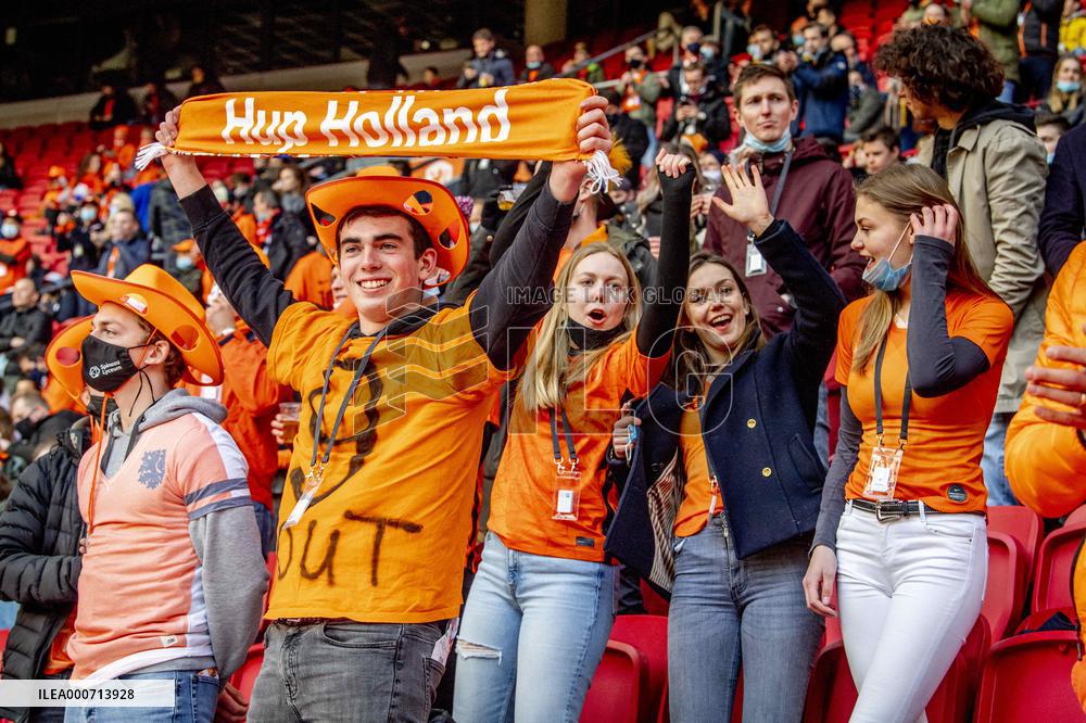 Fieldlab events study for World Cup qualifying match - Amsterdam