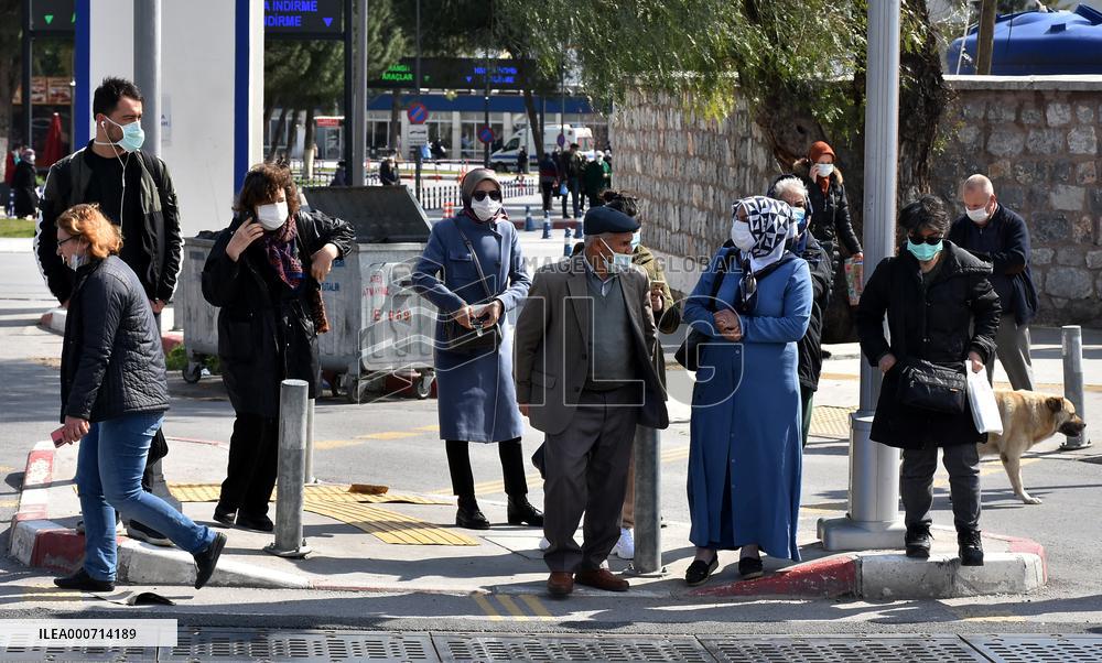 Covid-19 Crisis - Turkey