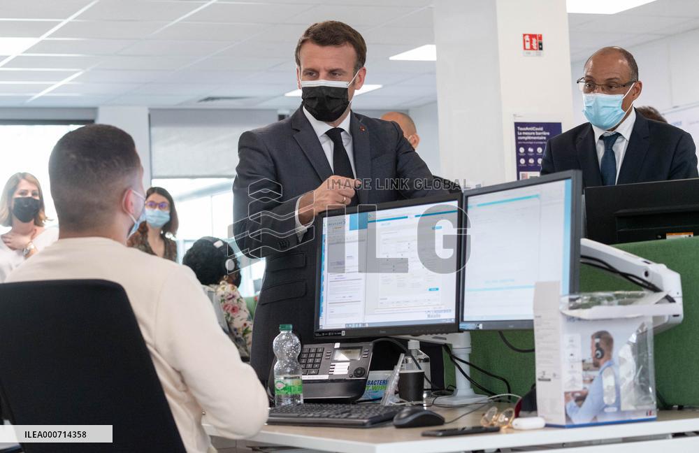 Macron visits a Social security insurance center - Creteil