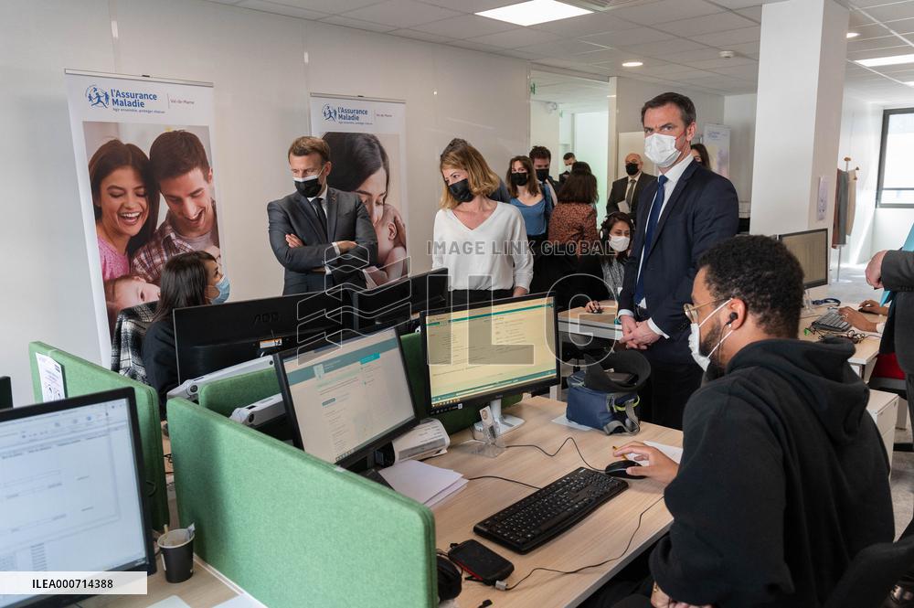 Macron visits a Social security insurance center - Creteil