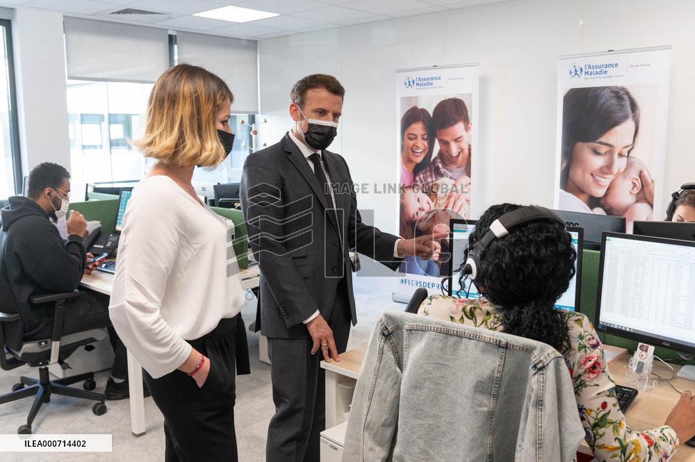 Macron visits a Social security insurance center - Creteil