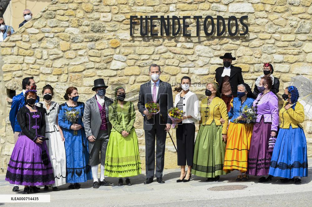 Royals visit the borntown of Francisco de Goya