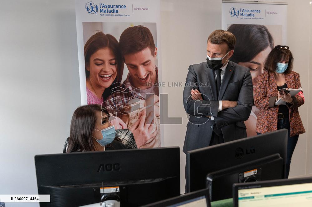 Macron visits a Social security insurance center - Creteil