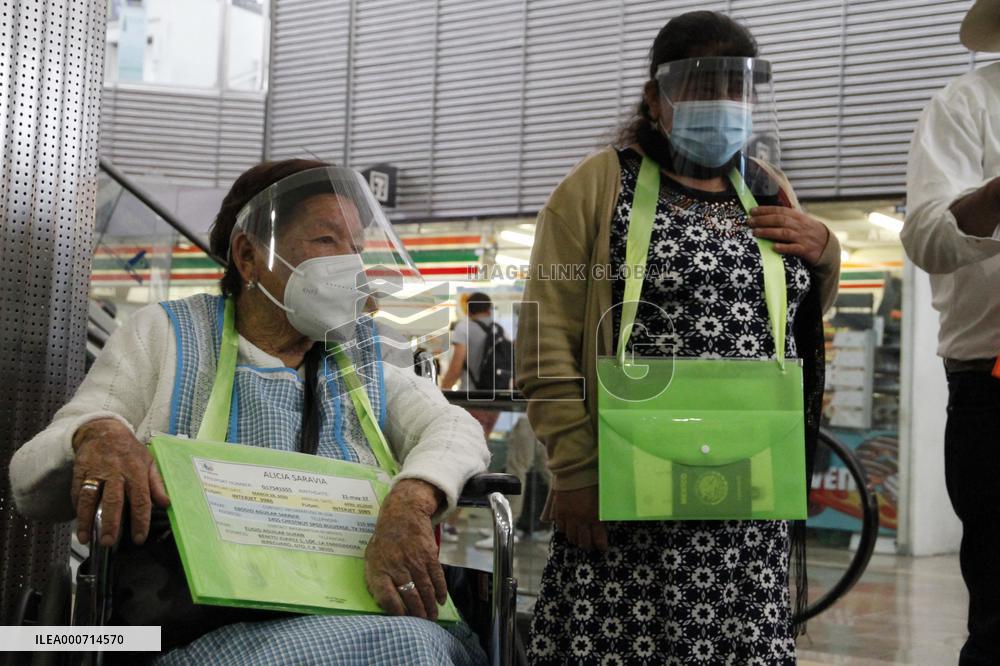 Easter Holiday Travelers - Mexico