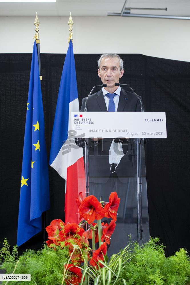 Florence Parly visits the Telerad company - Anglet