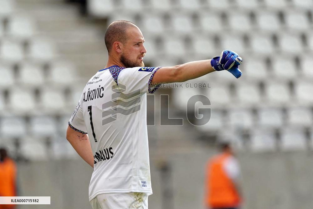 Football - Reims vs Monaco