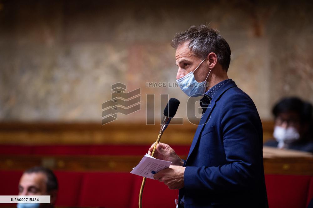 Questions to the governement - Paris