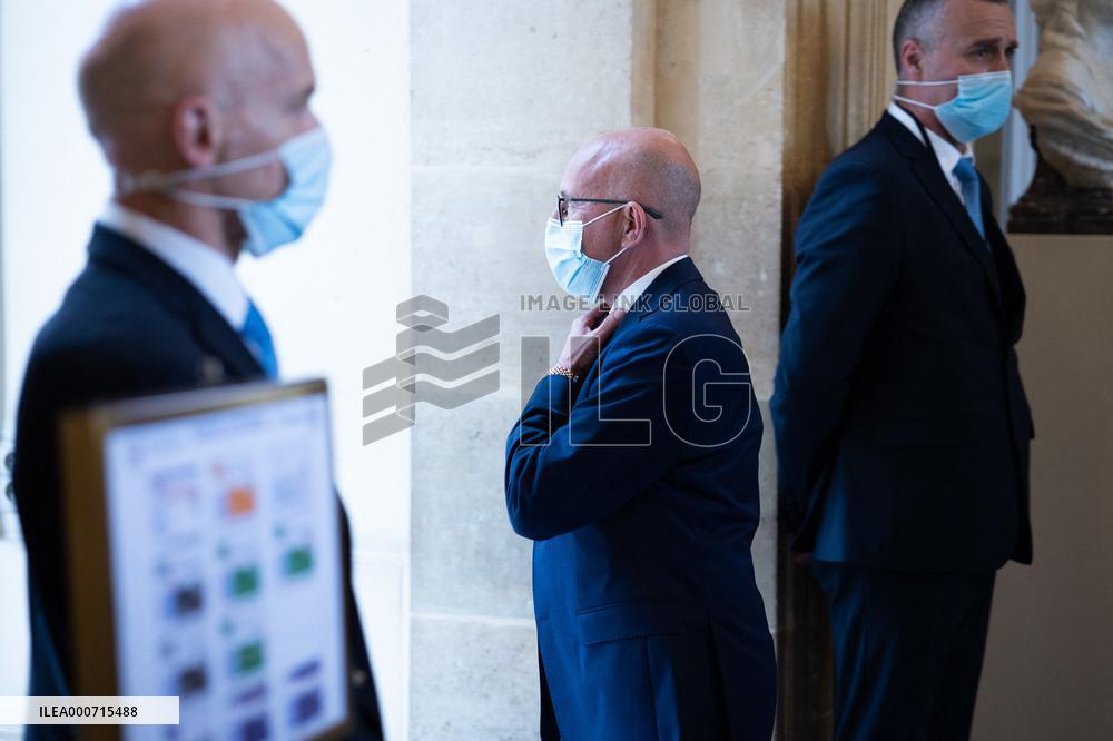 Questions to the governement - Paris