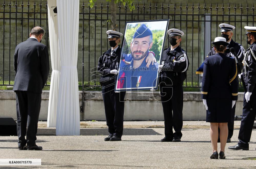 Tribute to police officer killed in Avignon - South of France