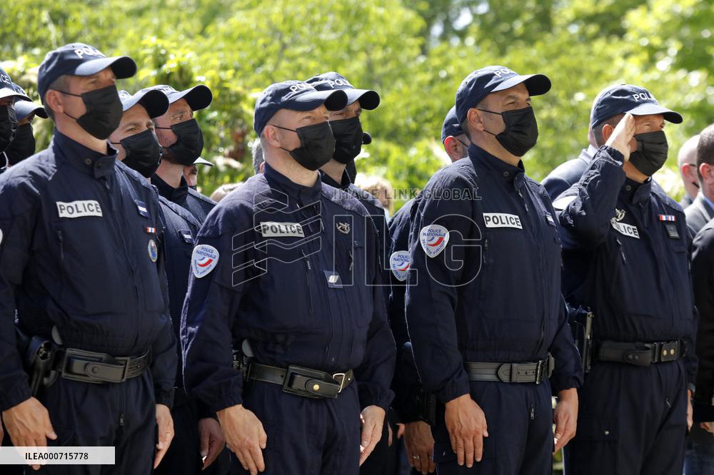 Tribute to police officer killed in Avignon - South of France