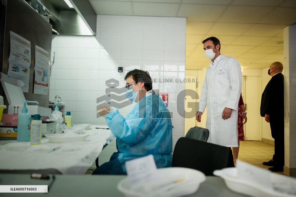 Olivier Veran at vaccination center in Montrouge - France