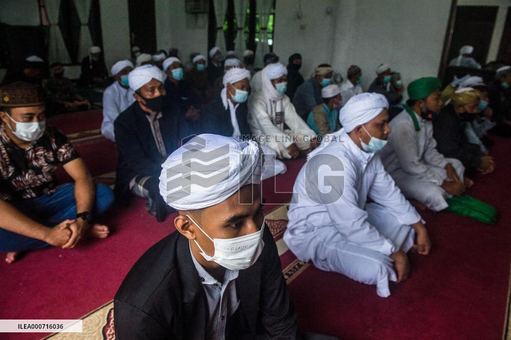 Naqsyabandiyah Performs Eid Mubarak 1442 Hijriah - Indonesia
