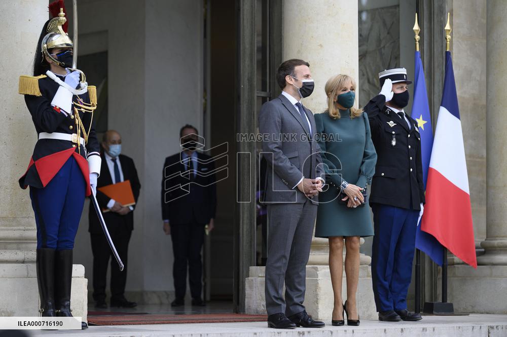 President Macron Welcomes Argentina's President Fernandez - Paris