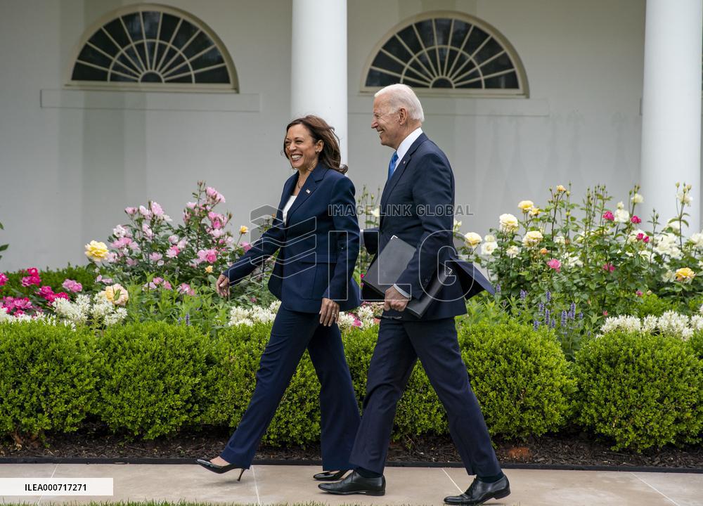 Biden Holds Covid-19 Briefing - Washington