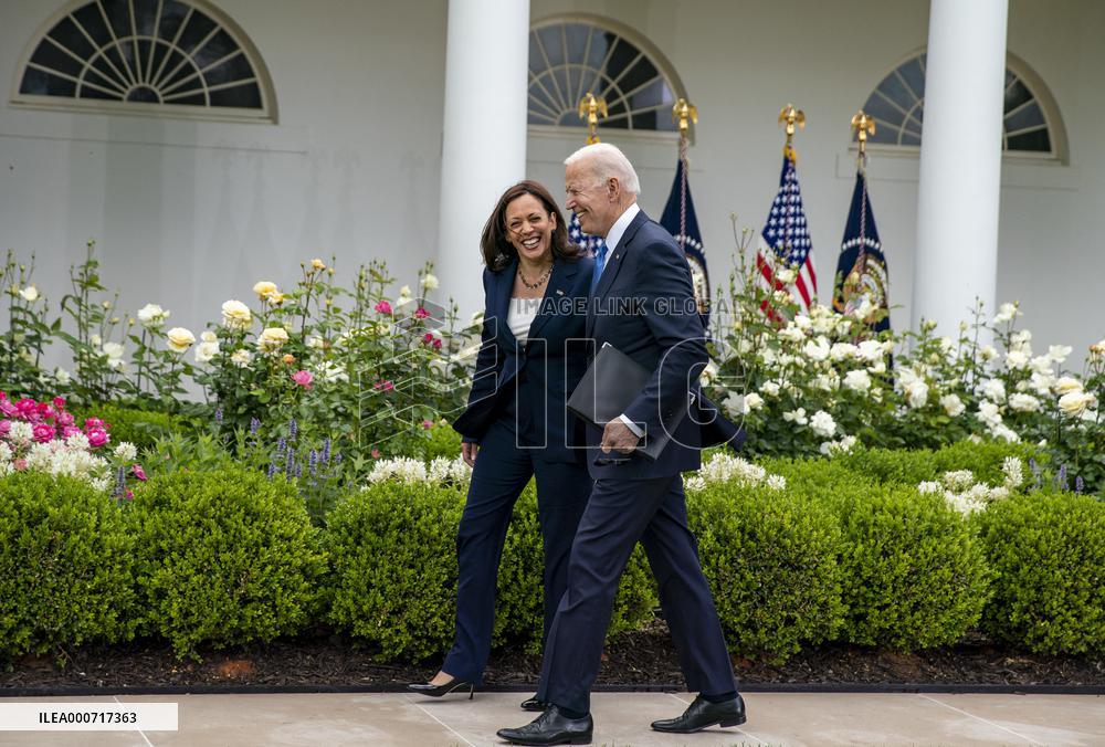 Biden Holds Covid-19 Briefing - Washington