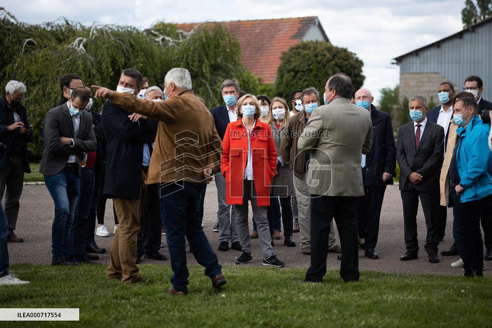 Valerie Pecresse Campaigns - Yvelines