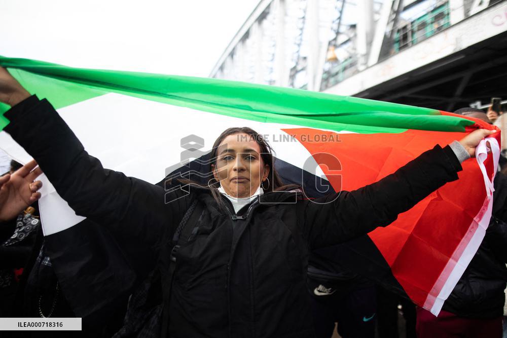 Free Palestine Protest - Paris