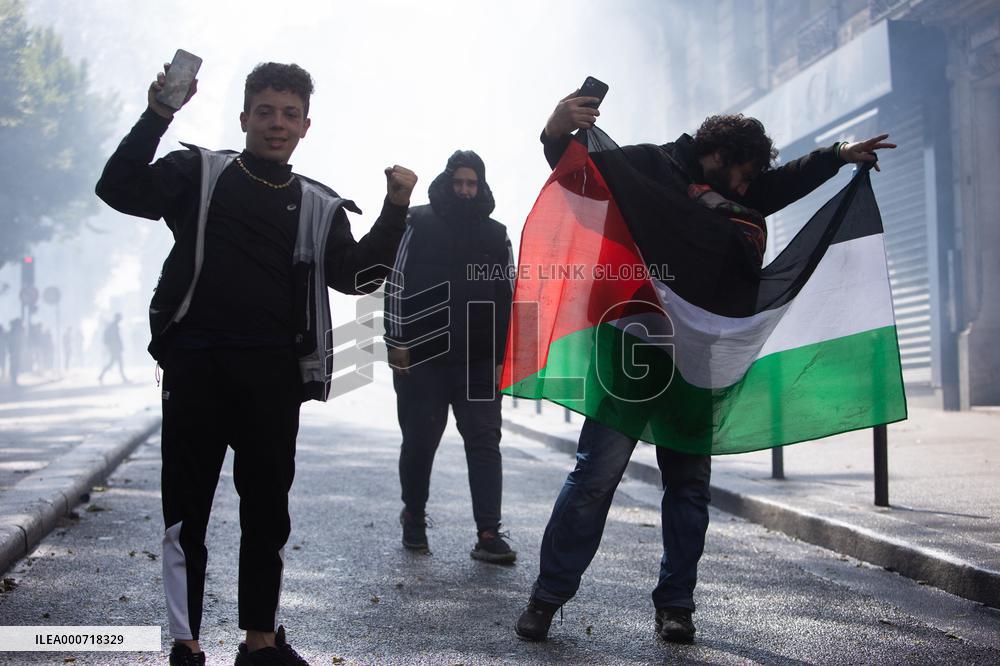 Free Palestine Protest - Paris