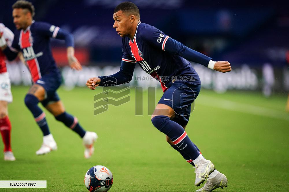 Ligue 1 - PSG v Reims