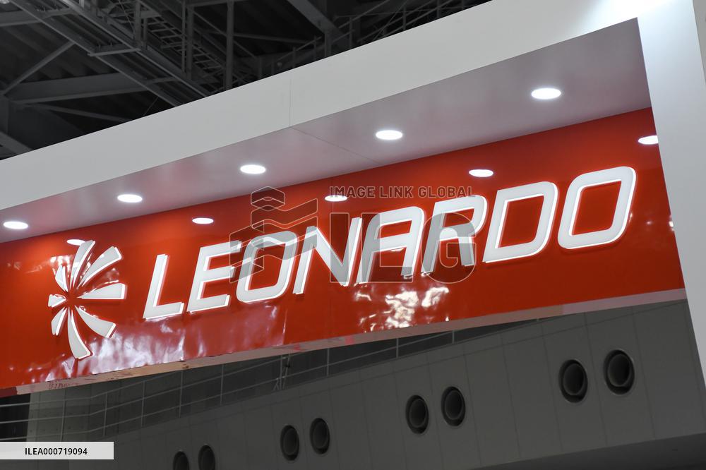 Leonardo's logo