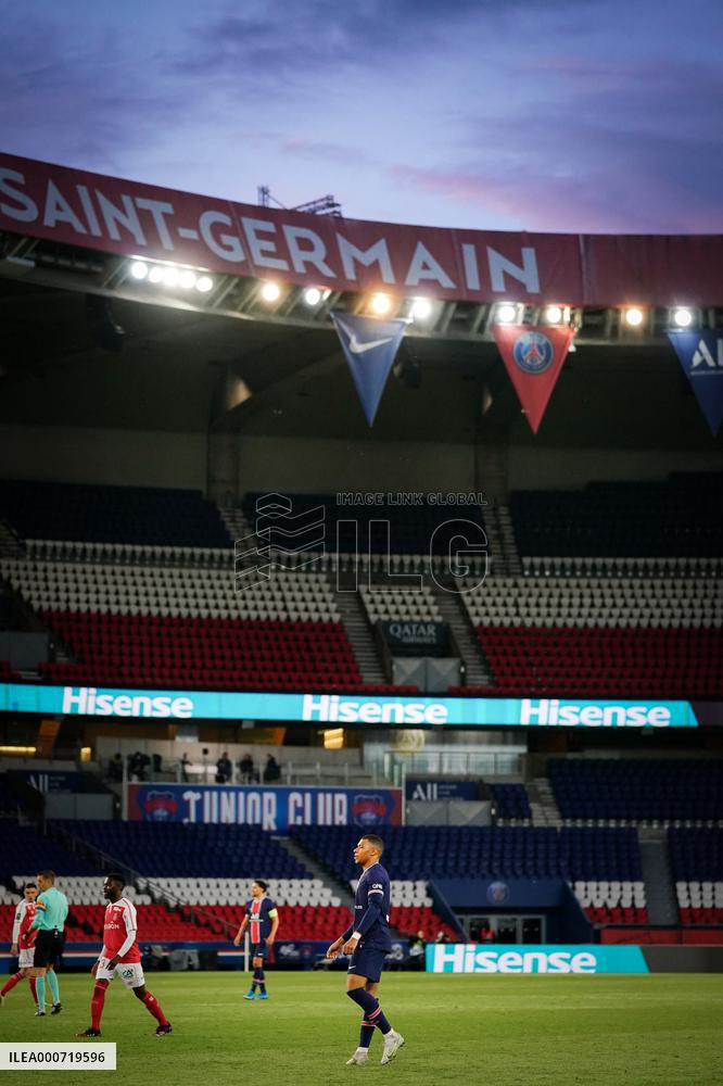 Ligue 1 - PSG v Reims