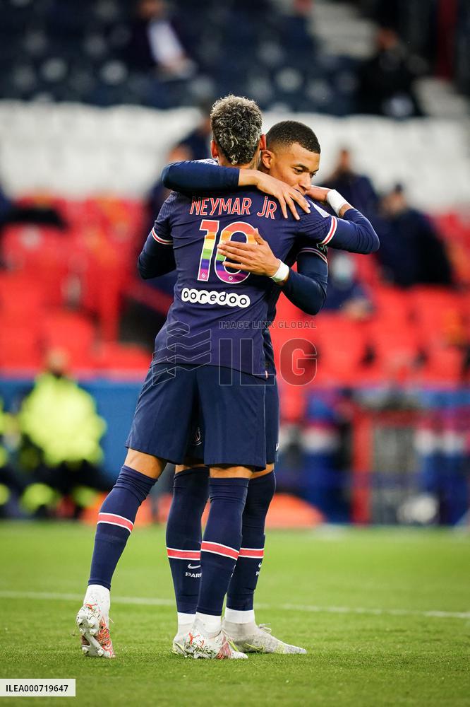 Ligue 1 - PSG v Reims