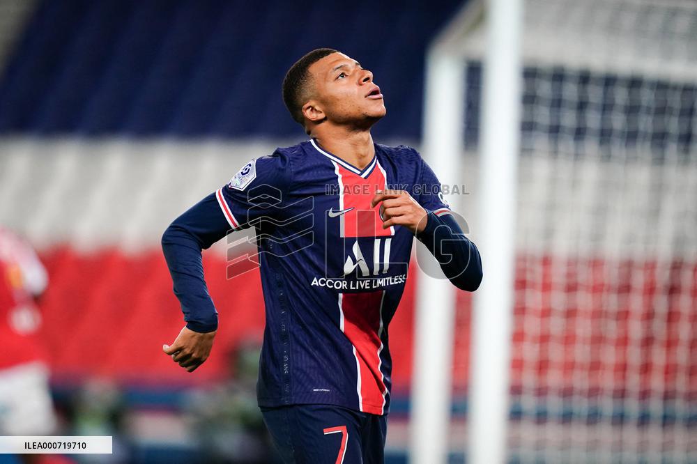 Ligue 1 - PSG v Reims