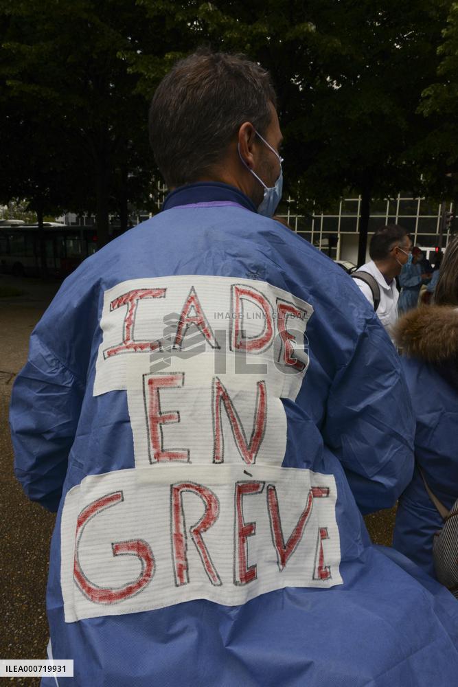 Nurses Protest - Paris