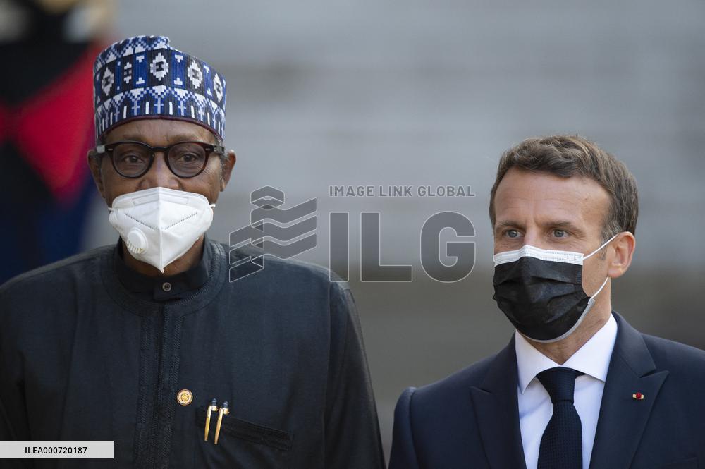 Official Dinner At The Elysee - Paris