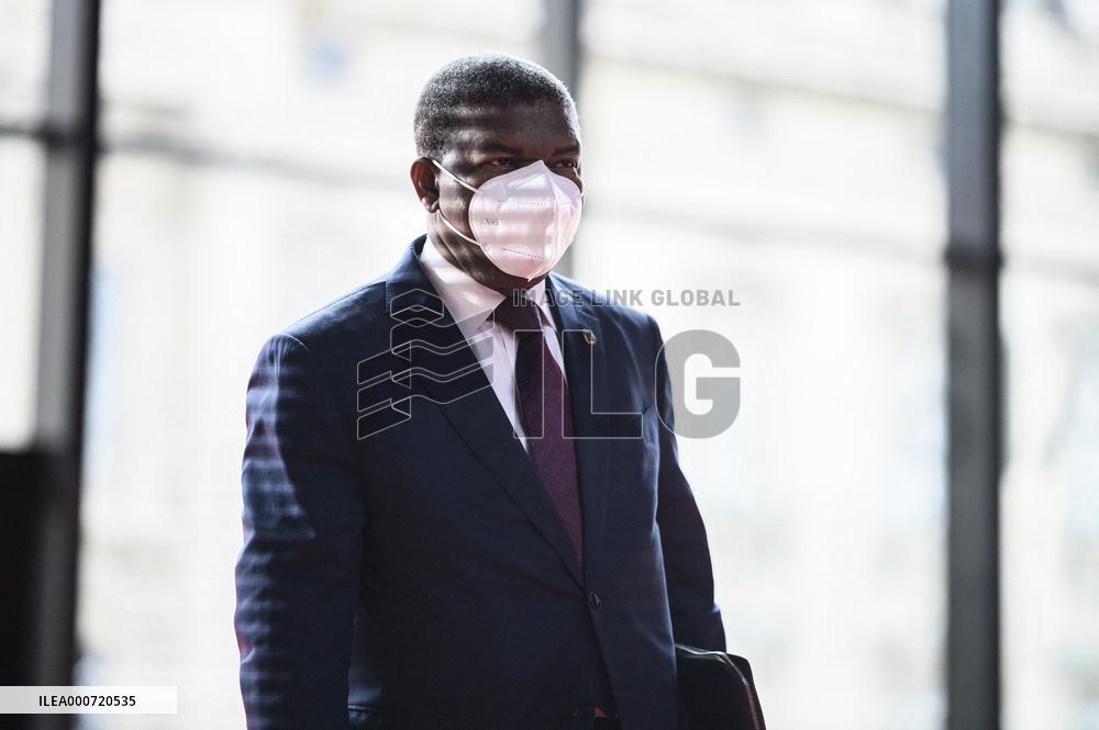 Summit On Financing African Economies - Paris